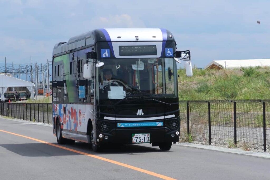 ハンドル切れない、パーキングブレーキ利かない…万博で走っていたのは欠陥中国製EVバスだった