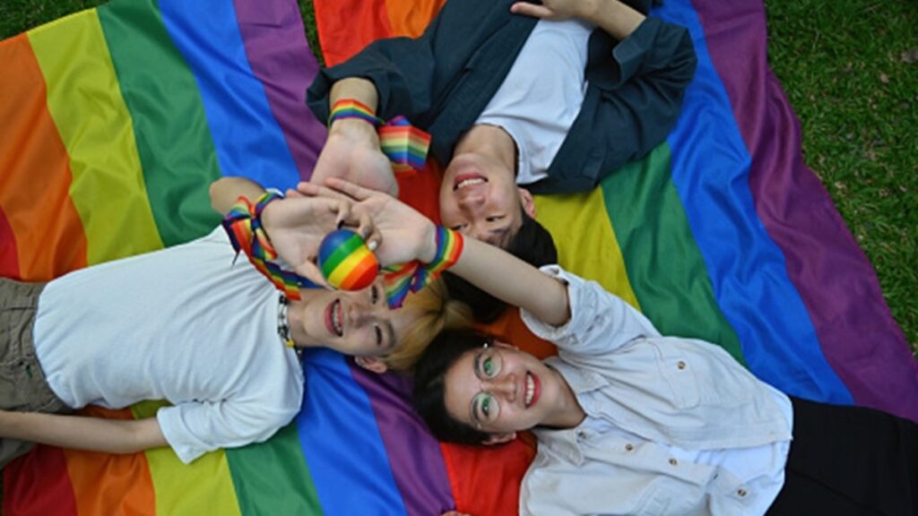 体は男、心は女、女子大に入れて欲しい←入れられるのかよ？