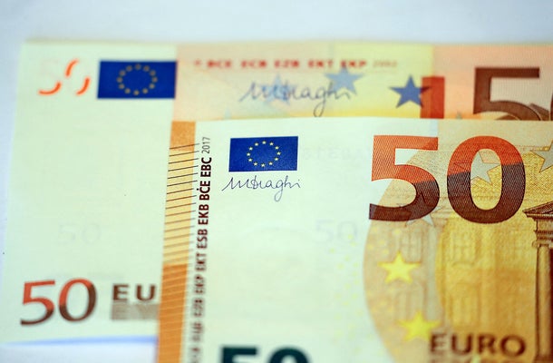 ＮＹ円、一時1ユーロ＝180円台まで下落…1999年のユーロ導入以来初