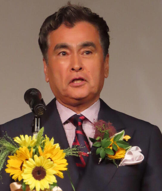 石原良純、父の石原慎太郎氏が亡くなった後1度も泣かず　ただ「飛行機の中で突然…」