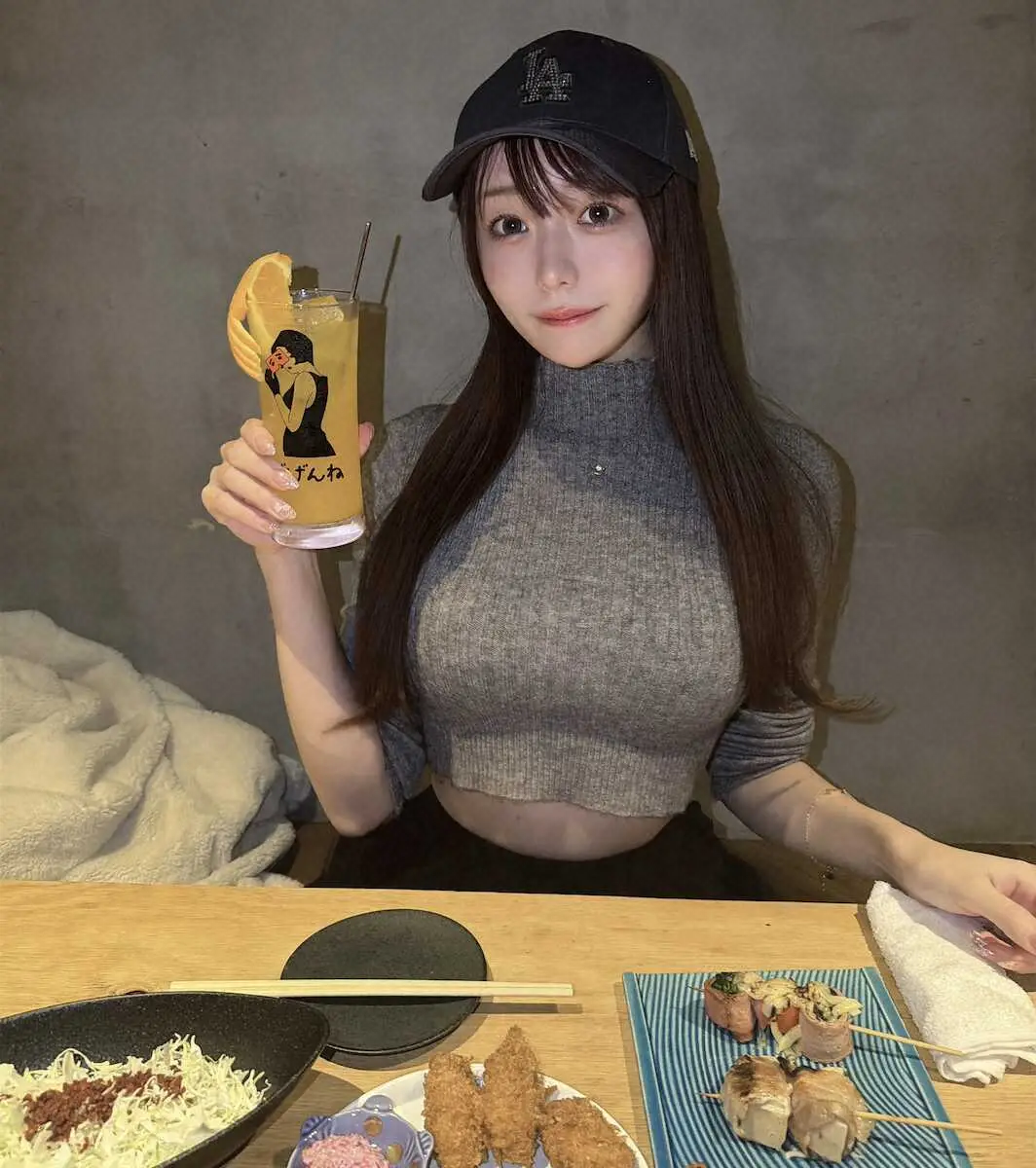 ワンメーターのタクシー乗車で運転手からまさかの対応「1万円でタクシー乗っちゃダメだよ」に「これって私が悪い？」グラドルに同情の声