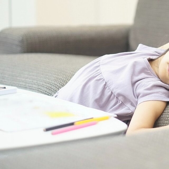 【急増するアドガキ・ドパガキとは？】「机に10分も座ってられない」Z世代・α世代が “集中できない”背景にあるドーパミン中毒の危険性