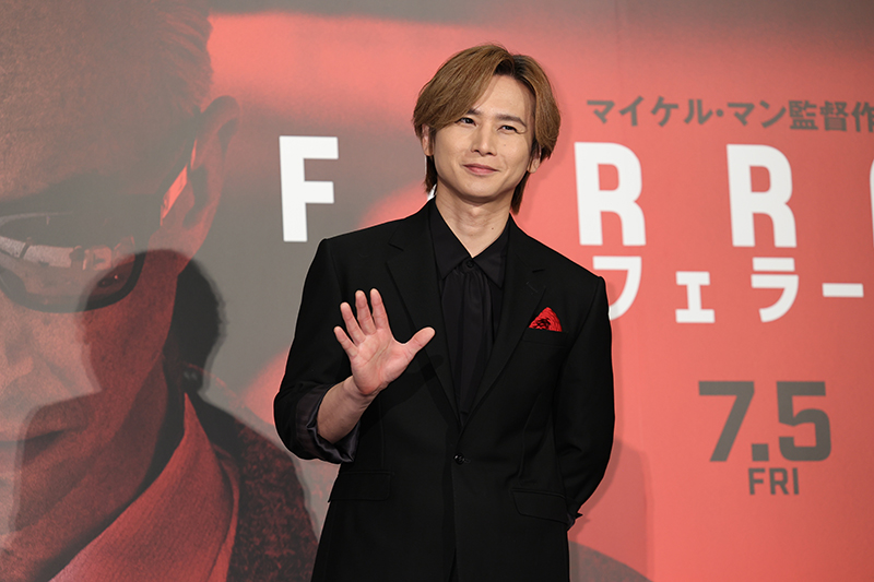 堂本光一と「12年交際妻」の周到すぎる結婚準備　“一般女性”になるために芸能界引退、SNSも削除　知人と経営していたカフェも閉店