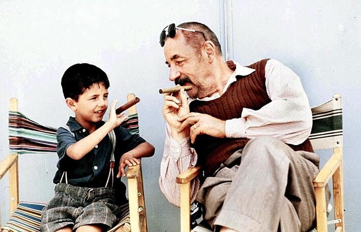 ニュー・シネマ・パラダイス「トト少年」熱演の陰で抱えた不安、眼鏡をかけても台本の字が読めない…13年引きこもりも