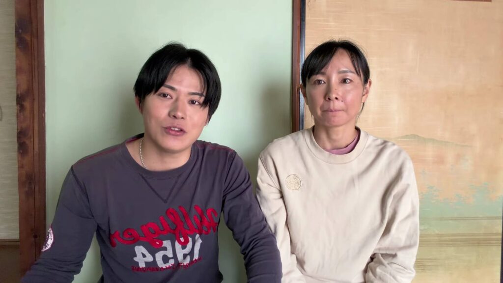 【炎上】13歳年の差夫婦YouTuberが児童虐待との指摘で炎上　年下夫が妻の10歳連れ子を“妻”扱いし、卑猥トーク