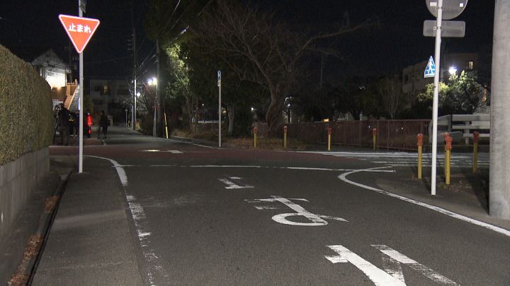 14歳男子中学生が原付バイクを運転…交差点で軽自動車と出合い頭に衝突し意識不明の重体 車は47歳女性が運転