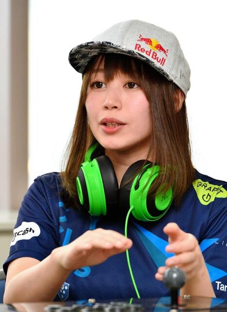 【芸能】結婚発表「170cm以下人権ない」発言で大炎上の元プロゲーマー、夫は180cm「隠すのしんどい」「ボロが出た」