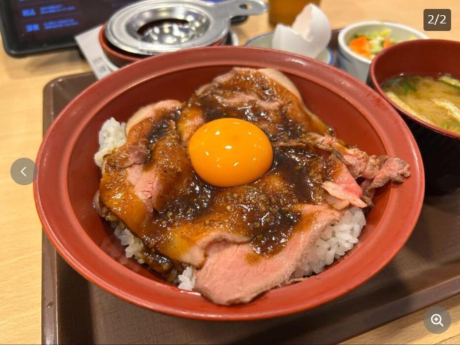 牛丼屋で写真と実物が違うとキレるか？チェーン店だししょうがなくね？