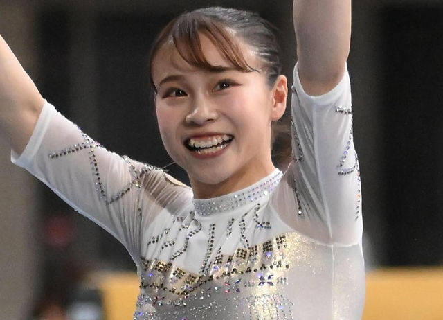 【体操】杉原愛子が種目別床で涙の金メダル 村上茉愛に続き日本女子史上2人目の快挙 22年に第一線から退くも異例復活の26歳