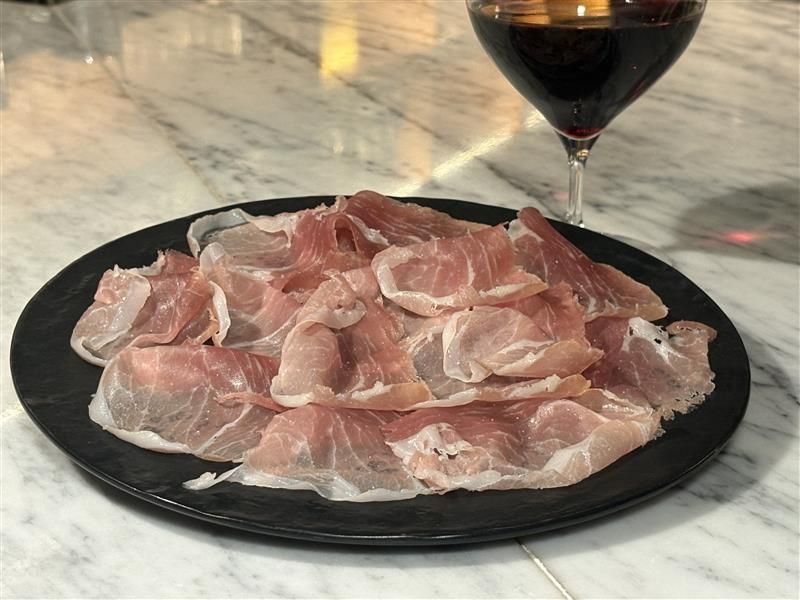 生ハムショック？ “第2波”　シェア7割・スペイン産の輸入停止　「メニューから消えないか…」不安の声も　イタリア産に続き