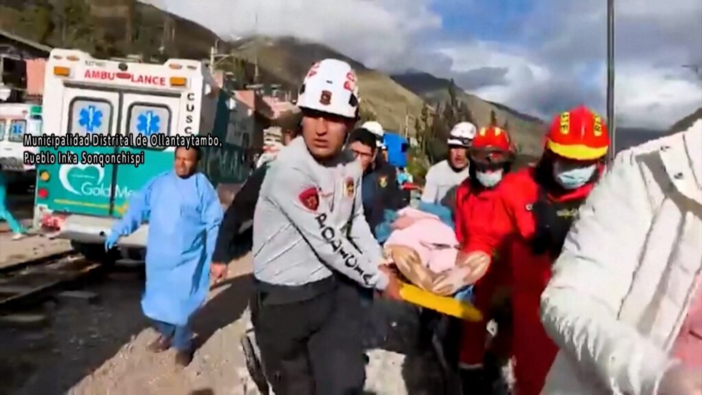 【国際】マチュピチュ遺跡観光の鉄道で衝突事故…運転士死亡　日本人観光客2人含む78人重軽傷