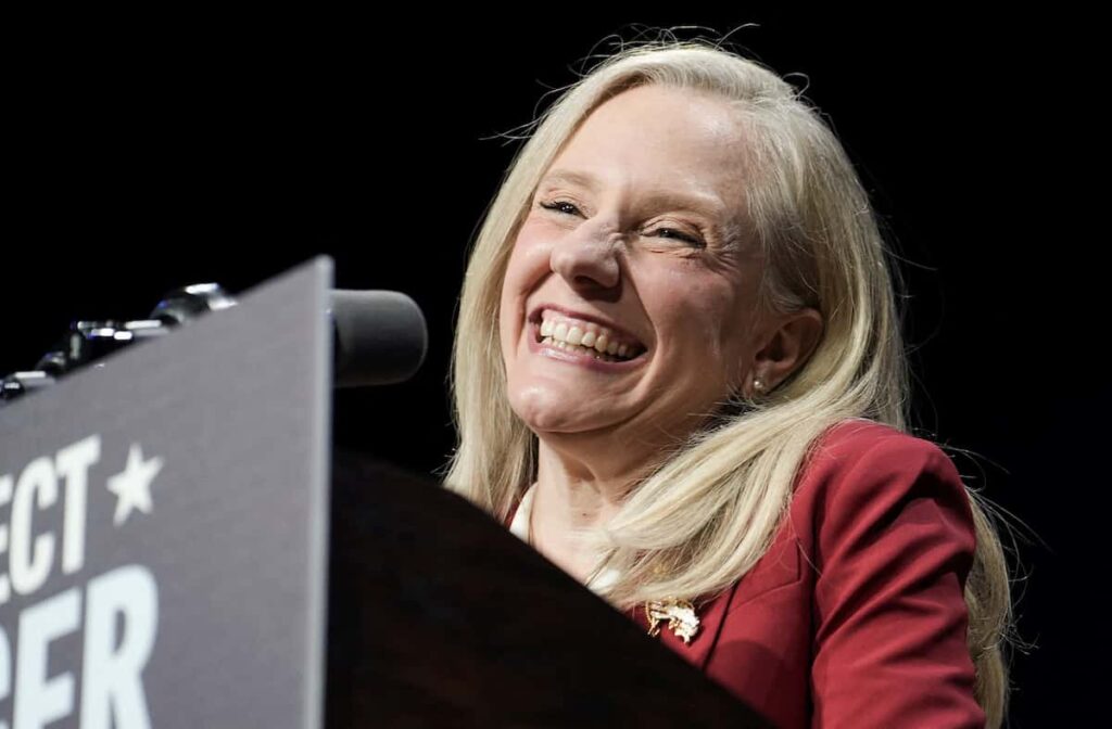 米民主党、2知事選も勝利　南部と東部、穏健派女性