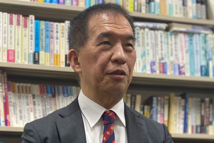 〈白ブリーフ〉で弾劾された元仙台高裁判事・岡口基一氏が指摘する第2次安倍政権と保守派議員の「法曹界への態度」【三権分立の危機】
