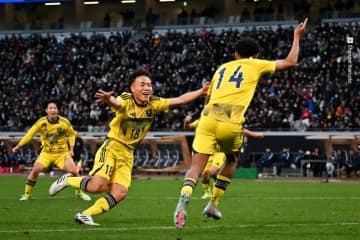 【高校サッカー】鹿島学園、劇的勝利で初の決勝進出！　流通経済大柏は2年連続決勝とはならず【選手権準決勝】