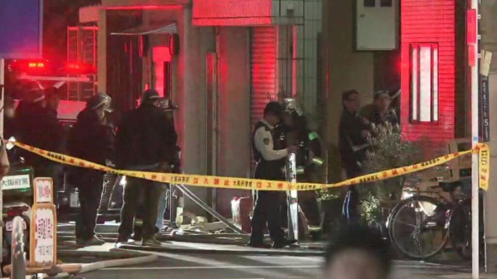 【大阪】「油のようなものと刃物を持って」東大阪市の歯科医院に男が立てこもり　男女2人がけがか