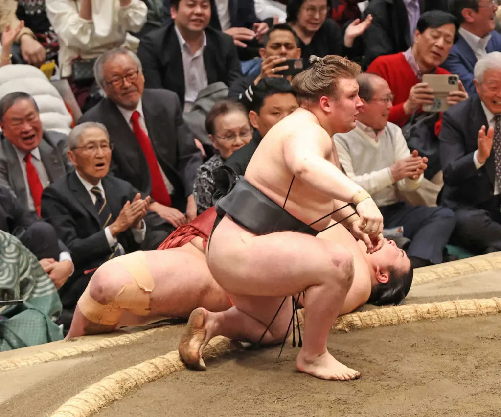 【相撲】初場所千秋楽　大関・安青錦が2場所連続優勝！！　新関脇、新大関で連続Vは1937年春場所の双葉山以来89年ぶり