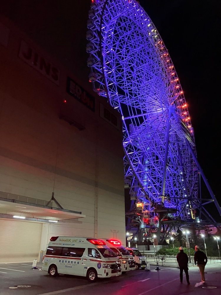 【大阪】日本一高い観覧車が落雷で緊急停止　約20人乗客が閉じ込められ9時間にわたり救助活動