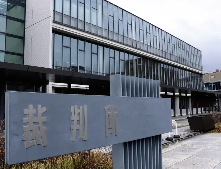 【金沢地裁】「風俗嬢に着せようと」南砺の高校で女子バレー部のユニホームを窃盗した男が説明　検察側、拘禁刑４年を求刑