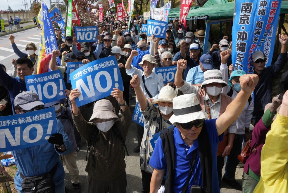 【沖縄】「強行する政府に屈しない」辺野古ゲート前で県民大行動　新基地阻止へ850人参加　副知事も