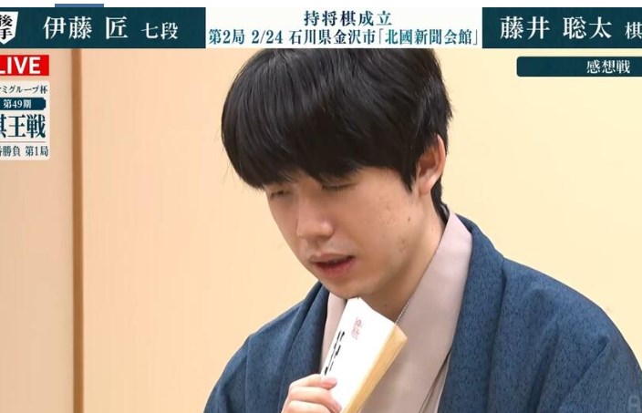 【将棋】藤井聡太棋王「相手の手のひらの上に…」プロ入り後初の持将棋成立 伊藤匠七段は「予定の方針」開幕局は“引き分け”