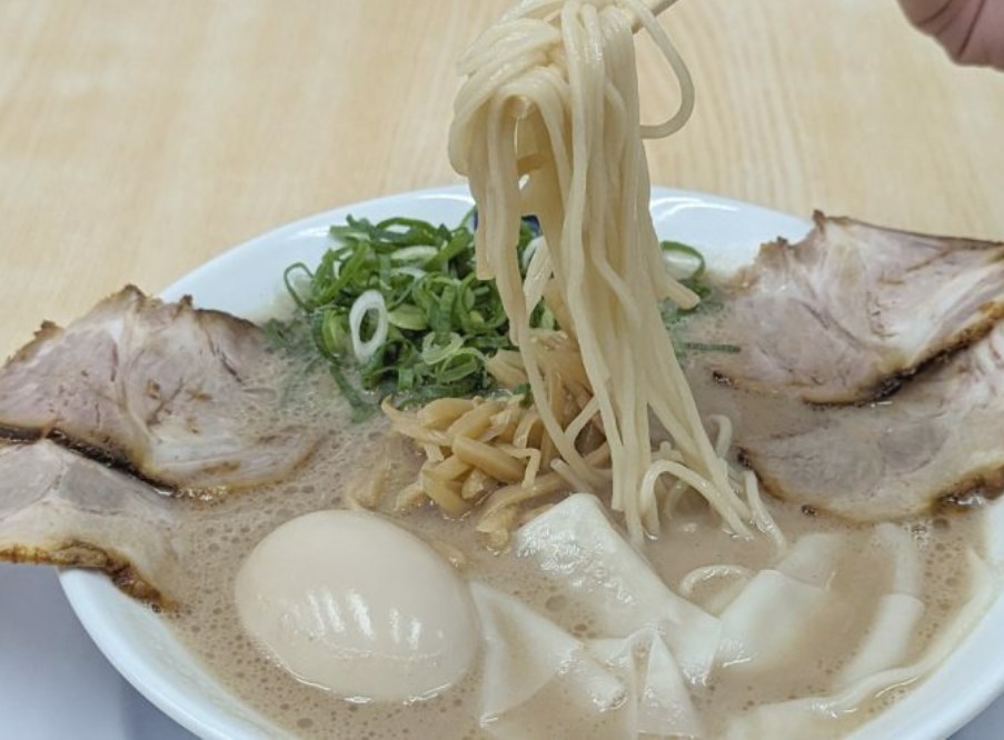 【ラーメン】「バリカタ」注文はなぜNG？　博多のとんこつラーメン「魁龍」名物店主が熱弁する“麺の茹で方へのこだわり”