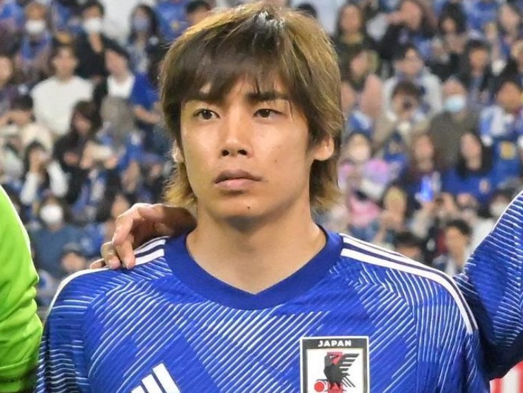 【サッカー】「指輪もしてるしホッとした！」伊東純也、週刊誌報道後初の姿にファンは安堵　左薬指に指輪キラリ