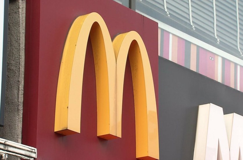 【賃上げ】マクドナルド　2年連続で平均4％程度賃上げへ　物価上昇や社会的要請の高まり受け　決算会見