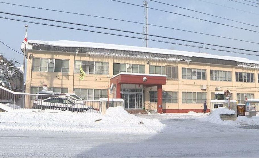 【北海道】「元カノに切り付けられた」かつて交際の男性に対し、刃渡り約15センチの間切包丁を…手にけがの男性自ら通報、逮捕の20歳の女「殺そうとしたことに間違いありません」