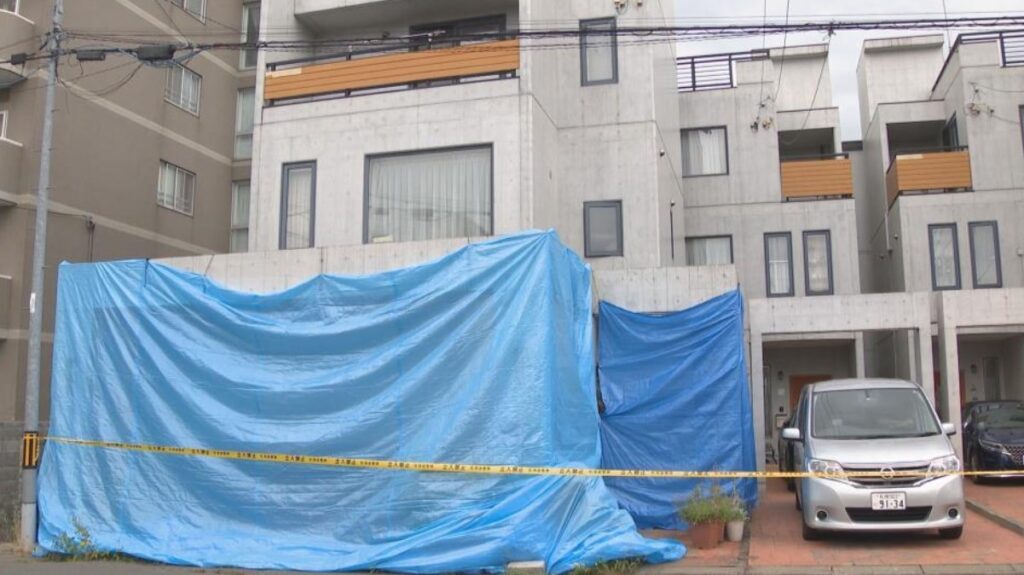 【札幌】ススキノ“首切り遺体”殺人事件の容疑者宅に落書きした疑い「事件を起こせば刑務所に行けると思った」自首の53歳の男を逮捕