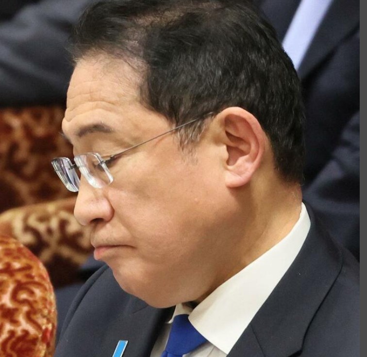 【とんでもない搾取】岸田首相、子育て支援金「1人あたり月500円」に批判殺到…月1472円の試算には触れない姑息ぶり