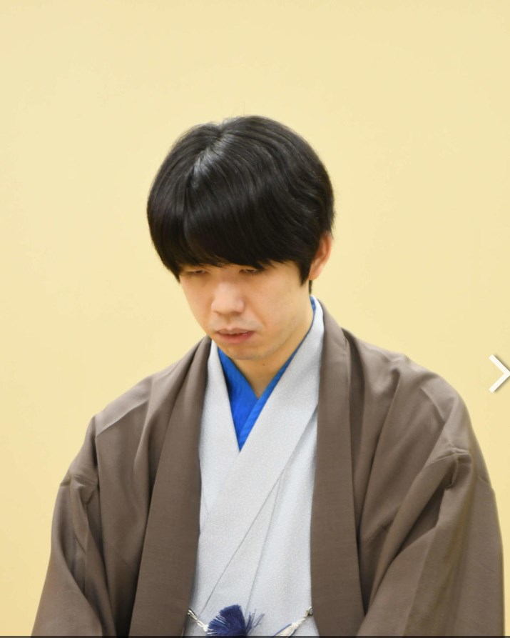 能登地震で倒壊した家から見つかった将棋の駒を藤井聡太がタイトル戦で使う　　イイハナシダナー