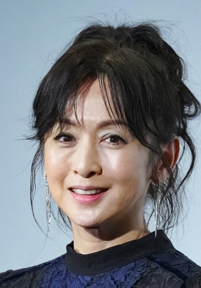 【芸能】斉藤由貴　誕生日に娘からもらった手紙に号泣…「マミーが死ぬときは、私もそのときに死ぬからね」