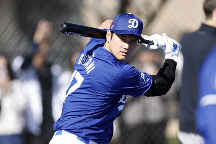 【MLB】「マジ神すぎる」大谷翔平の新天地デビュー戦がNHKで生中継！ 思わぬ朗報に日本のファン沸く「とりあえず時間休を申請しました」