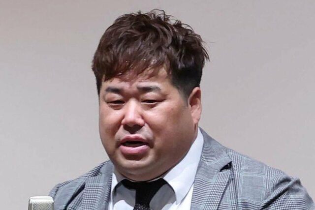 【芸人】元プラス・マイナス岩橋良昌、スーツ姿での謝罪を投稿「すごく情けない」「ファンの方々より自分を優先」