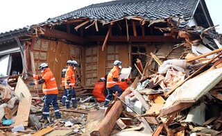 能登半島地震の死者、1人減り241人に