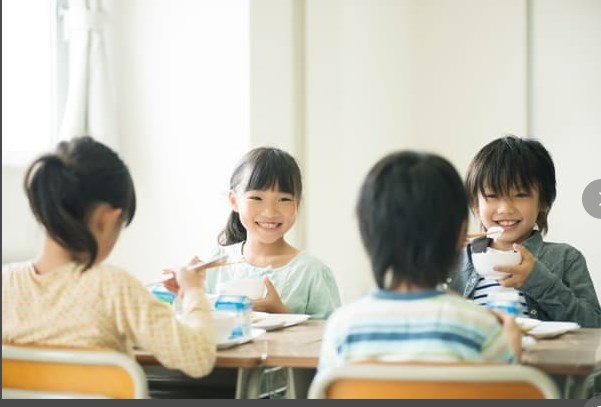 【教育】「給食はまるで修行」完食指導で登校さえも苦痛に　食の悩み、どう解決