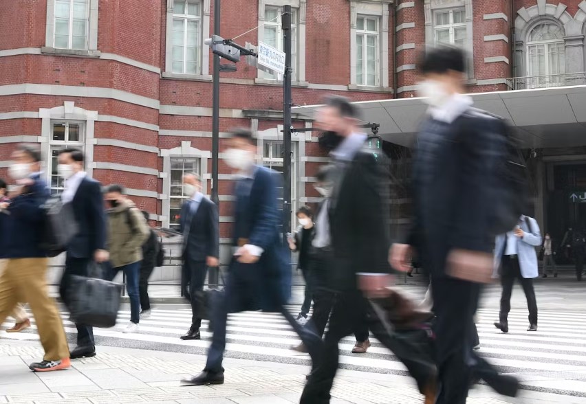 【厚労省調査】大企業の賃金配分に変化　35～54歳の賃金が減り、若手の賃金が増えていた