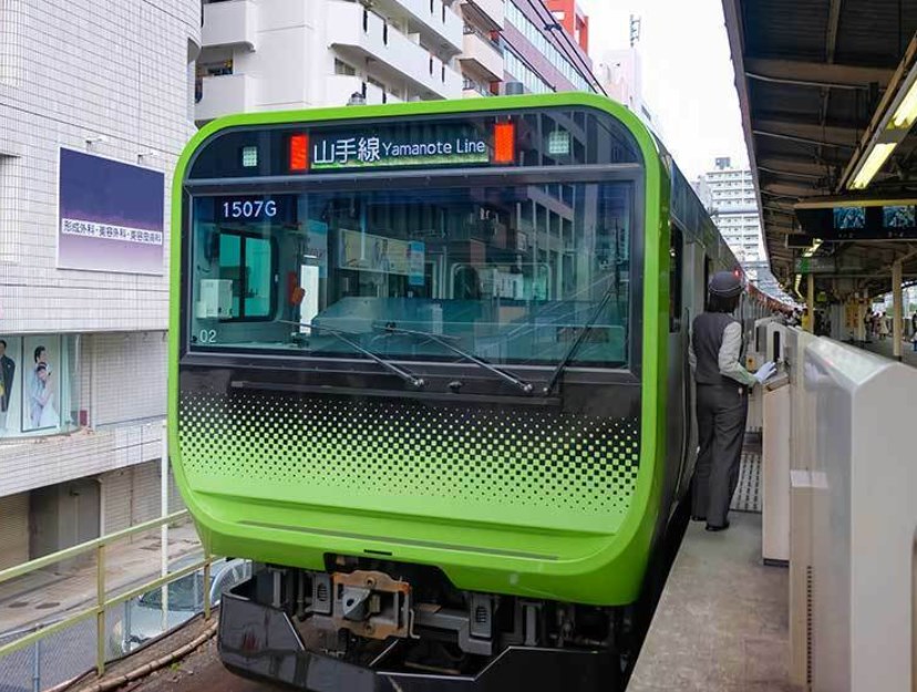 【混雑】山手線、29分間の運転見合わせに駅構内は大混乱…「すごい人でごった返し」「阿鼻叫喚」