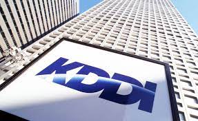 【賃上げ】KDDI、従業員の給与を1.4万円賃上げ　一時金12万円も支給　新卒初任給はスキルに応じて最大34万円に