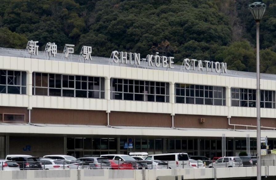 新神戸駅、ホーム柵の異常感知で新幹線が停止、虫の知らせか。