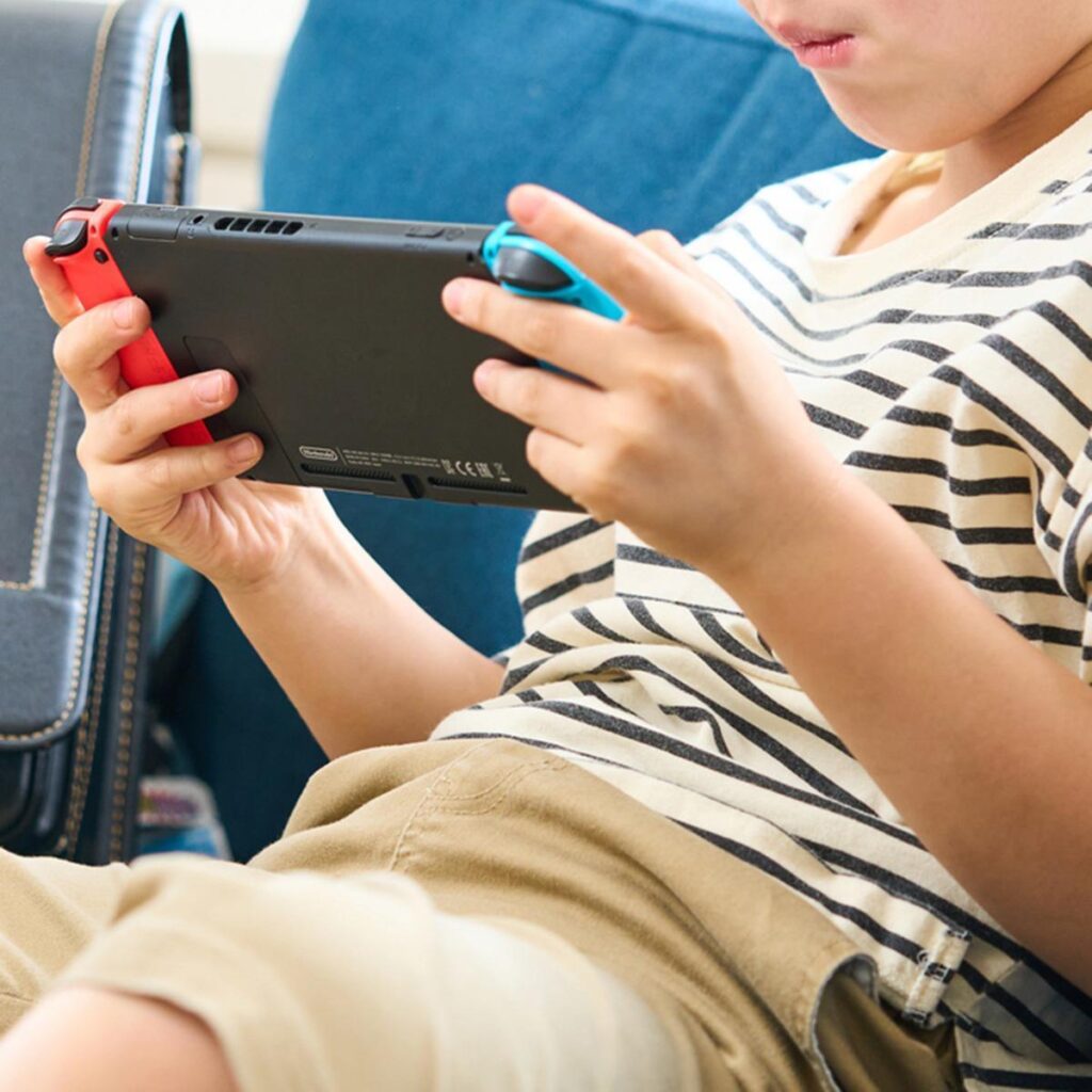 【話題】「子供にゲーム機買わない」はむしろ悪影響？SNSで論争勃発「子供のswitchは大人のスマホと同じ」「なくてもいい」