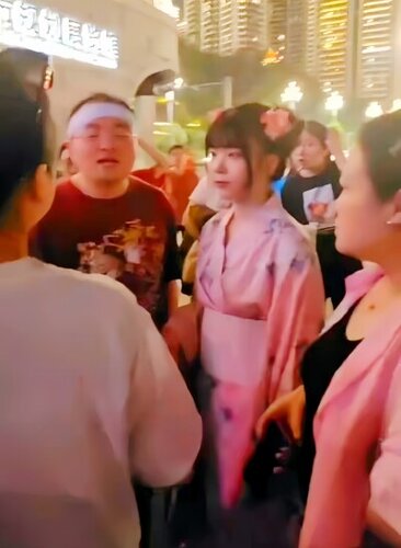 【重慶】中国で女性2人が「和服」で踊る、警察沙汰に