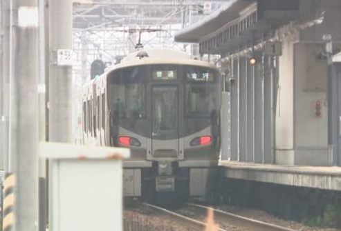 メガネを落とし電車が止まる 車掌は見えなくなって業務継続ができず…普通列車１本運転打ち切り