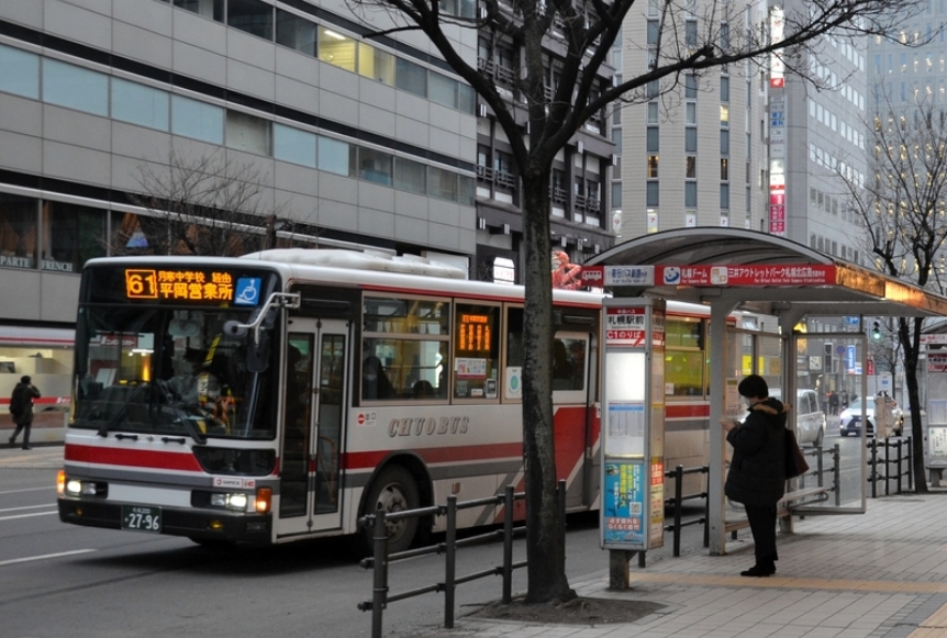 【交通】北海道内路線バス平日500便以上減便　4月1日以降、10社　運転手不足、路線廃止も