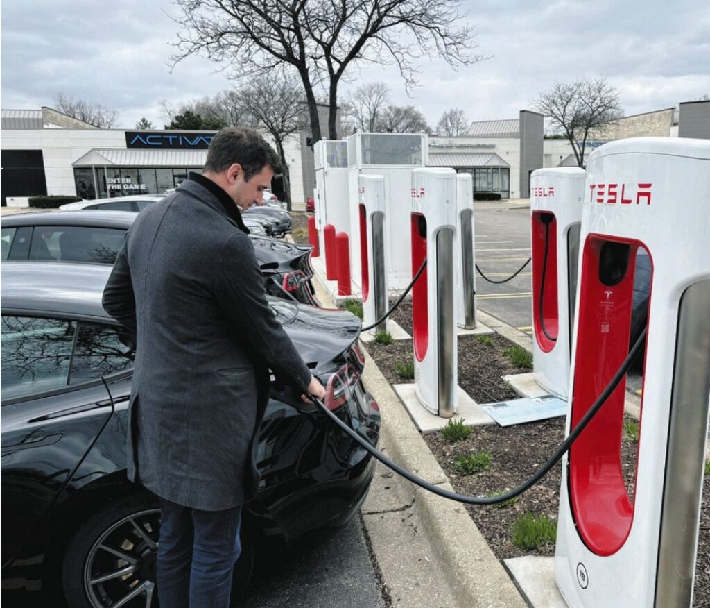 【ＥＶ】冬場はダメ、長距離に向かない、値段が高い…アメリカで進むEV離れ