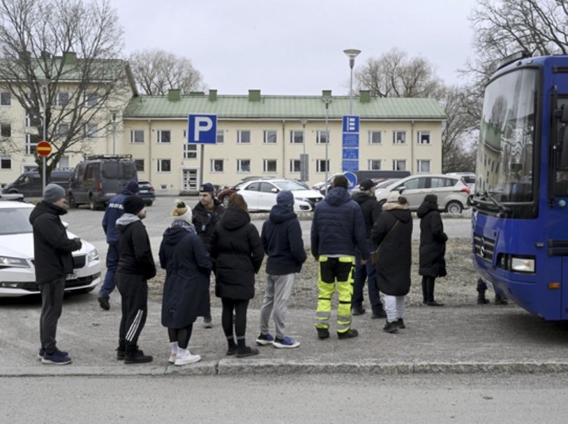 【国際】フィンランドの小学校で銃撃、12歳を逮捕　児童1人死亡2人重傷