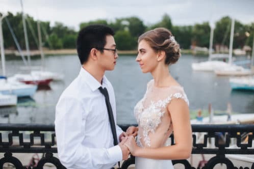 中国人男性と結婚する日本人女性が爆増！たった2年間で約2倍に