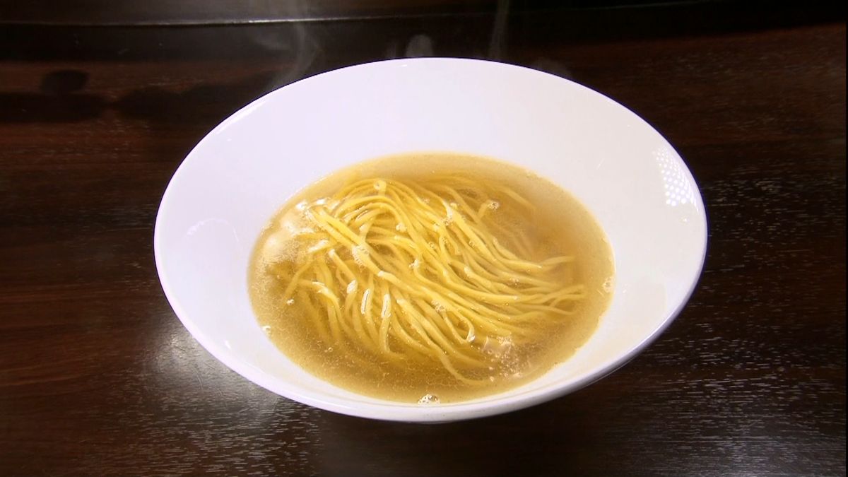 今は物価高騰で素ラーメンが流行っているらしいな。