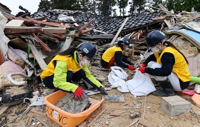 再）石川県「GWなのにボランティアが日本中から100人しか来なかった。熊本地震は1日2万人だったのに」