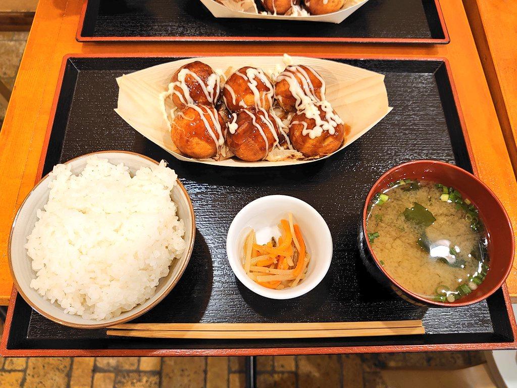 【朗報】こういうのでいいんだよタコ焼き定食、発見される